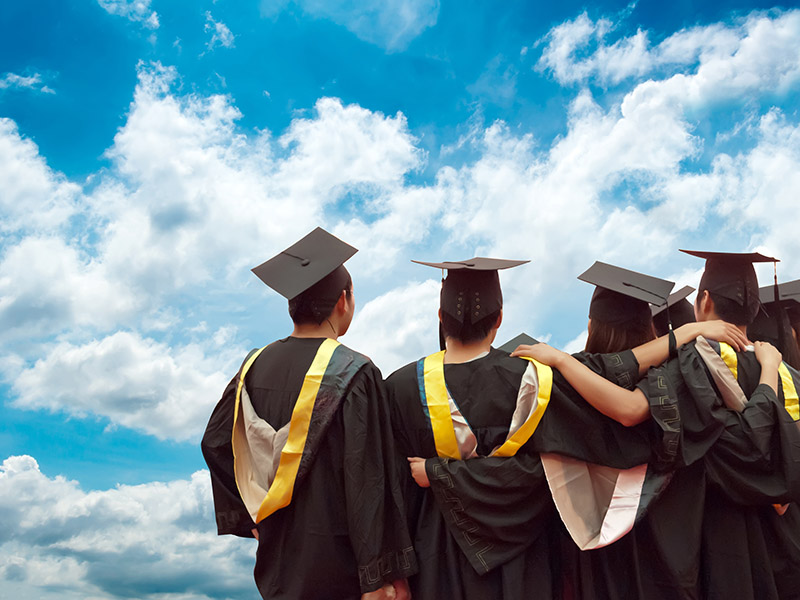 Verlig of Verkramp – ons bou eerder ’n universiteit