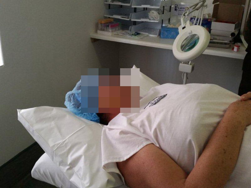 Agter die skerms by Triomfkliniek