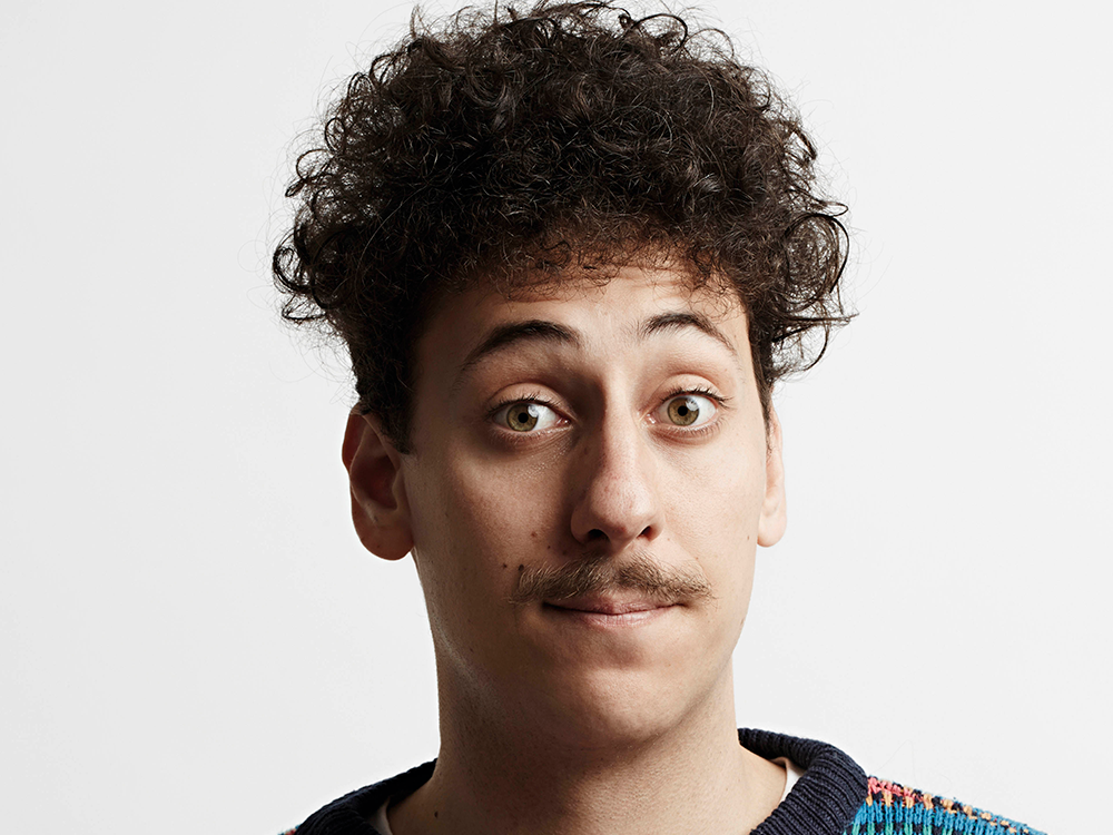 #SARIEfees: Schalk Bezuidenhout – Die Snorseun