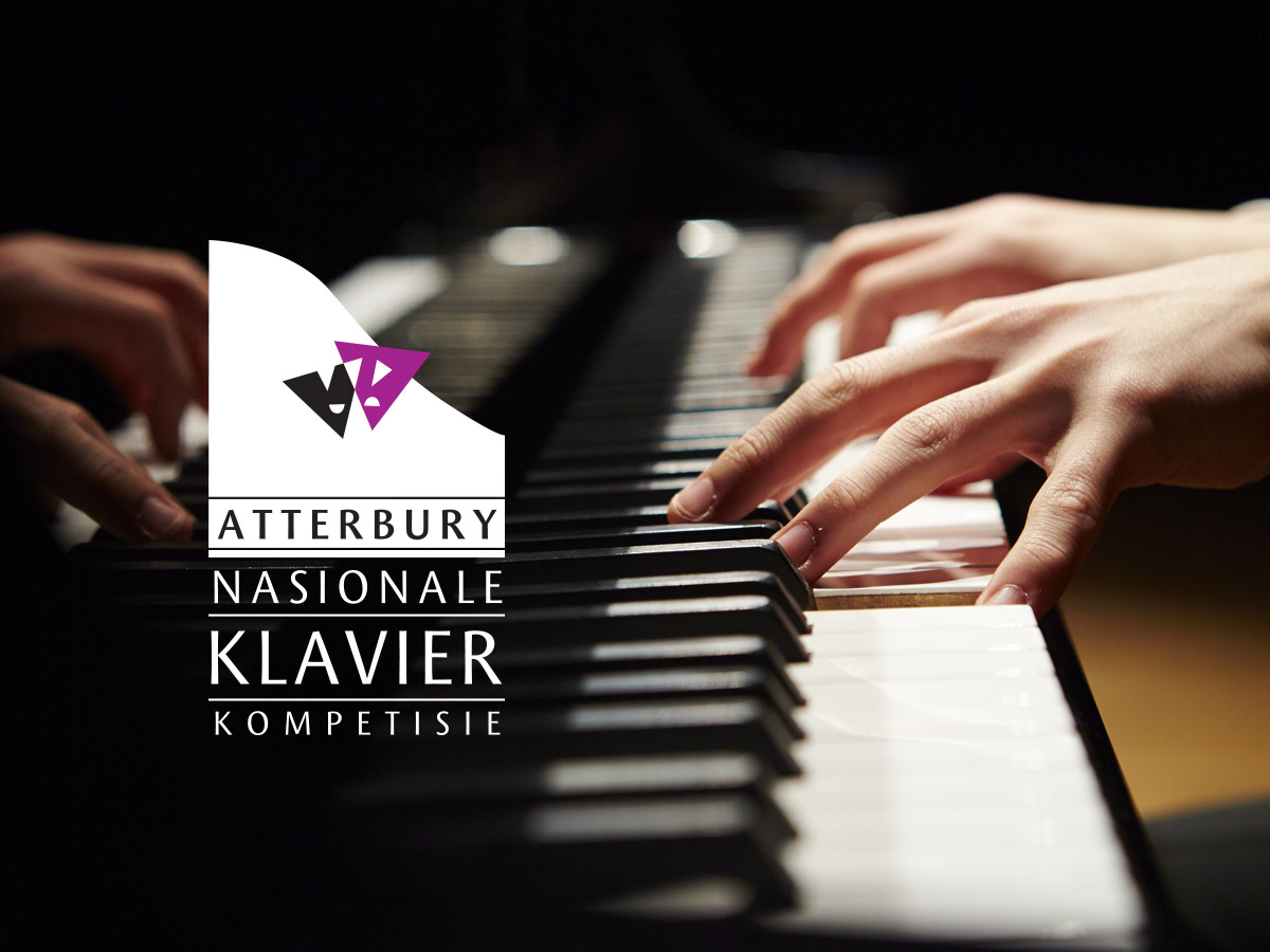 Kom luister na ons jong pianiste!
