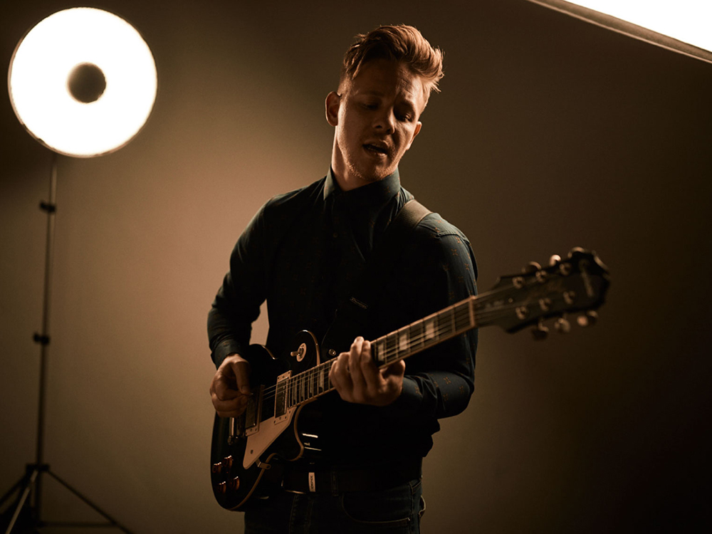 Roan Ash Unplugged