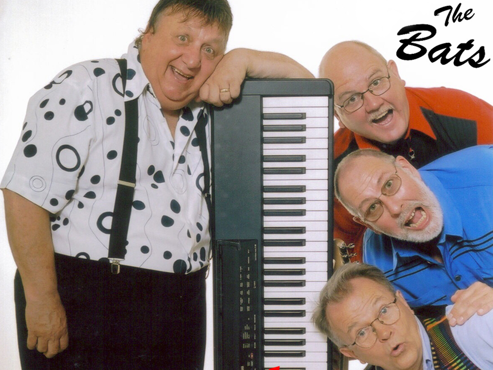 The Bats – That Old Bat Magic