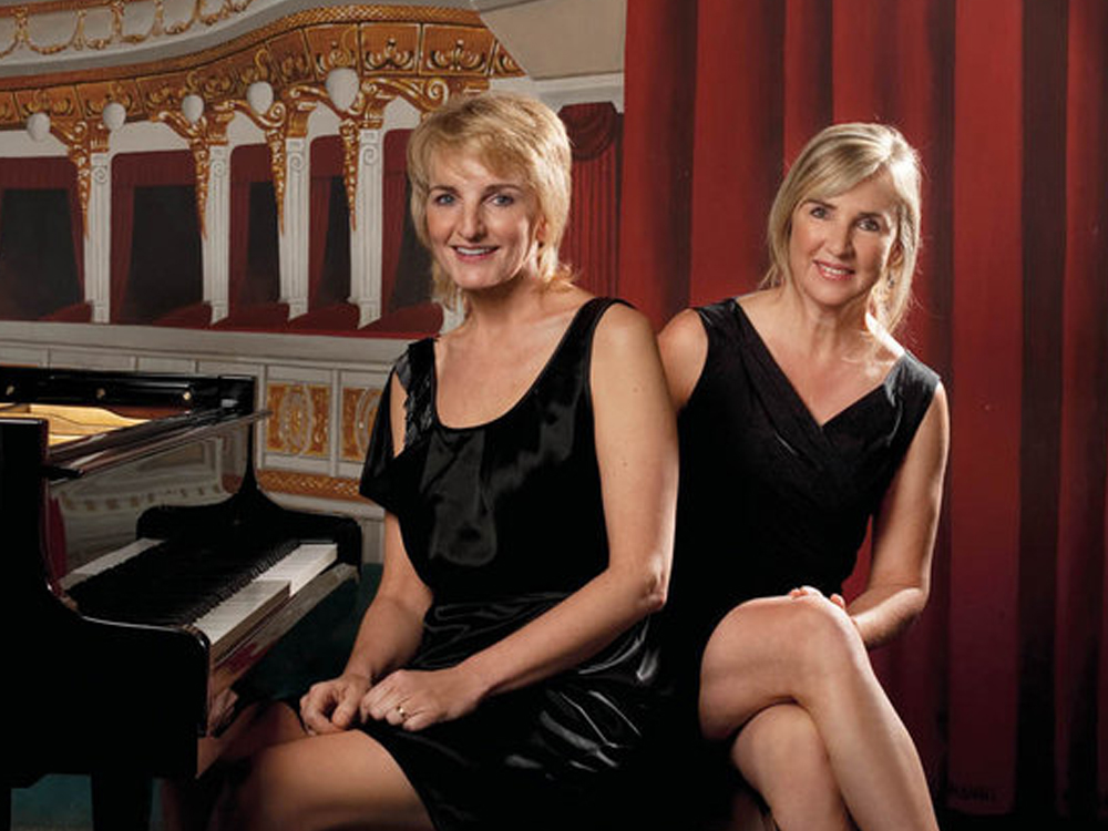 Blondes op 2 Klaviere / Blondes on 2 Pianos