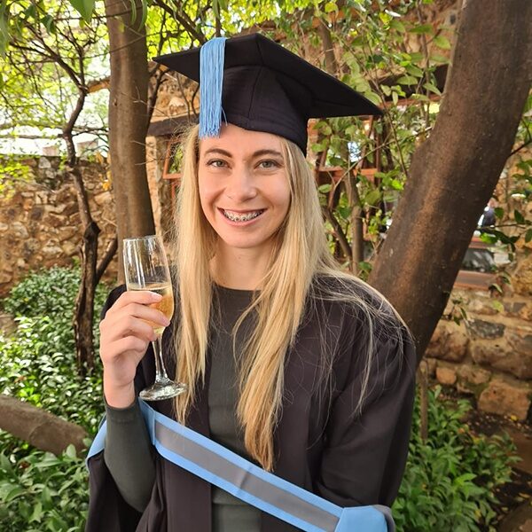 Shani-la-Grange Shani-la-Grange